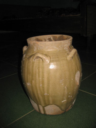 Chum gốm cổ được khai quật tại vùng gốm cổ Luy Lâu có niên đại hàng nghìn năm 